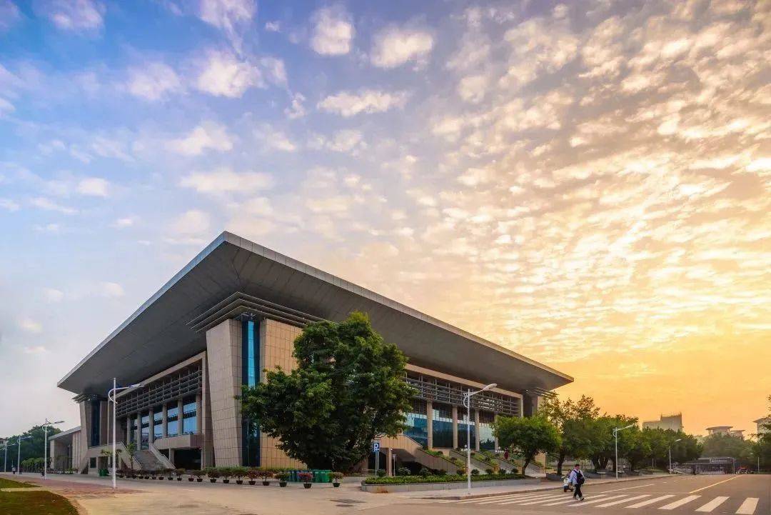 广西大学(广西大学研究生管理系统)